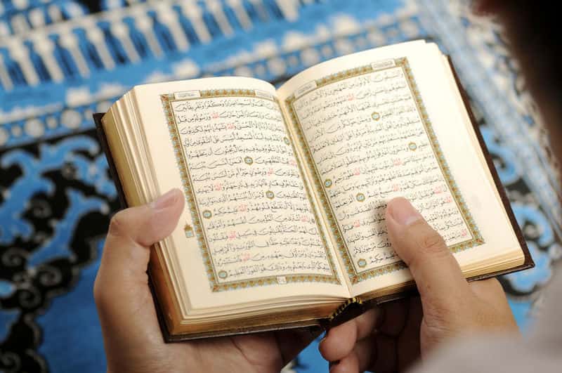 4110 - 5 فایده قرآن خواندن -دانستنی های دینی - مذهبی